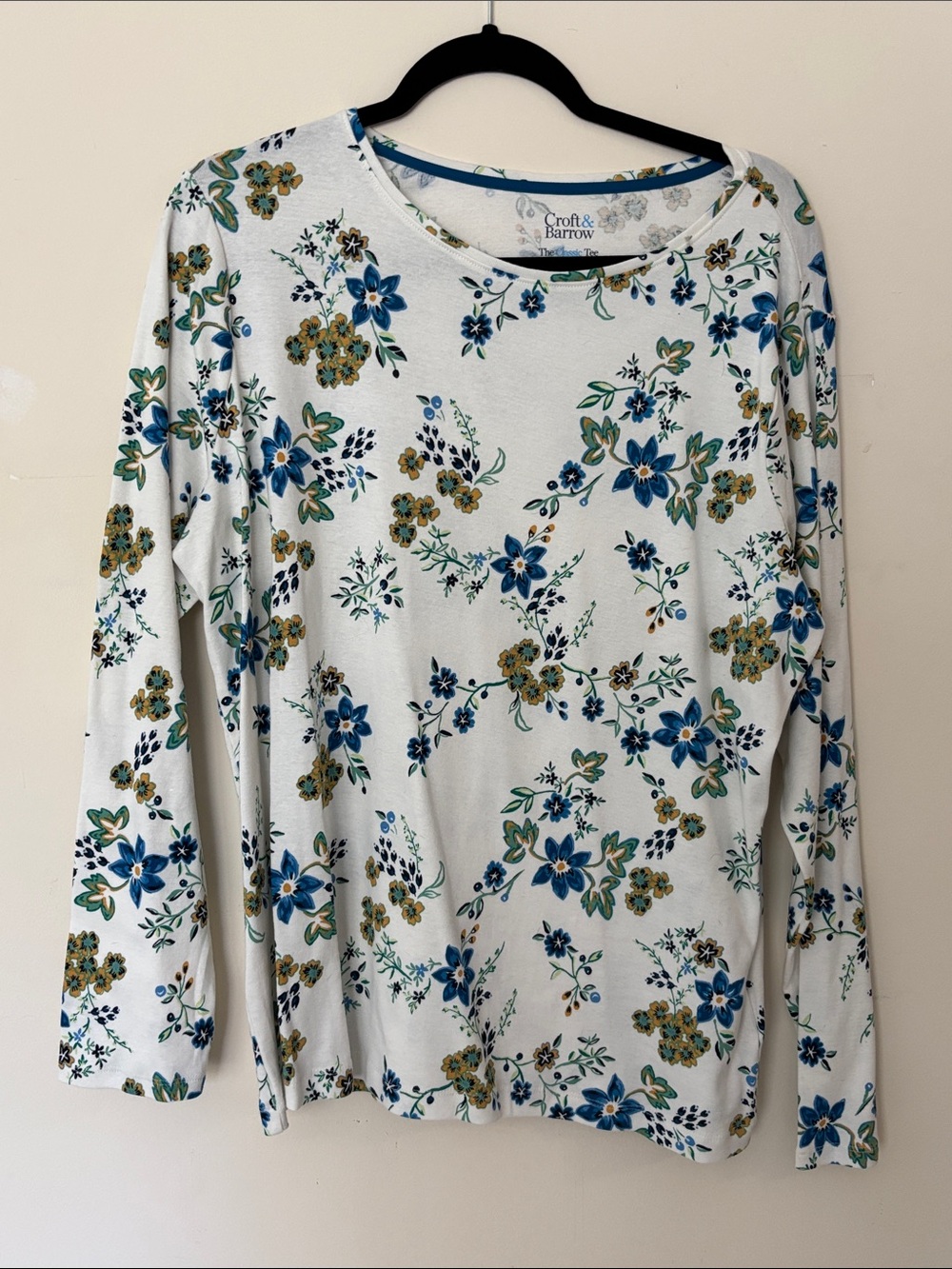 croft & barrow White Floral Long Sleeve Tee with Blue and Green Print